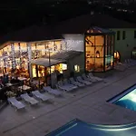 Camping Les Prades Camping Mostuéjouls